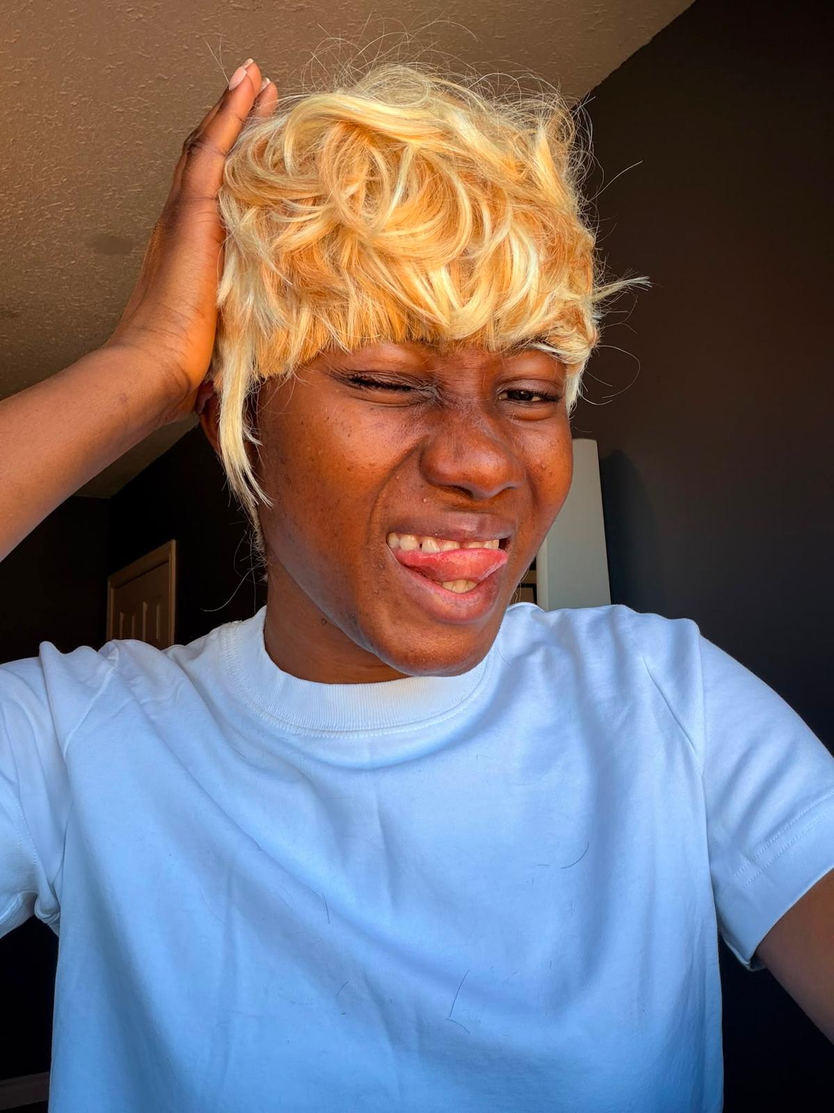 NORA PIXIE CUT
