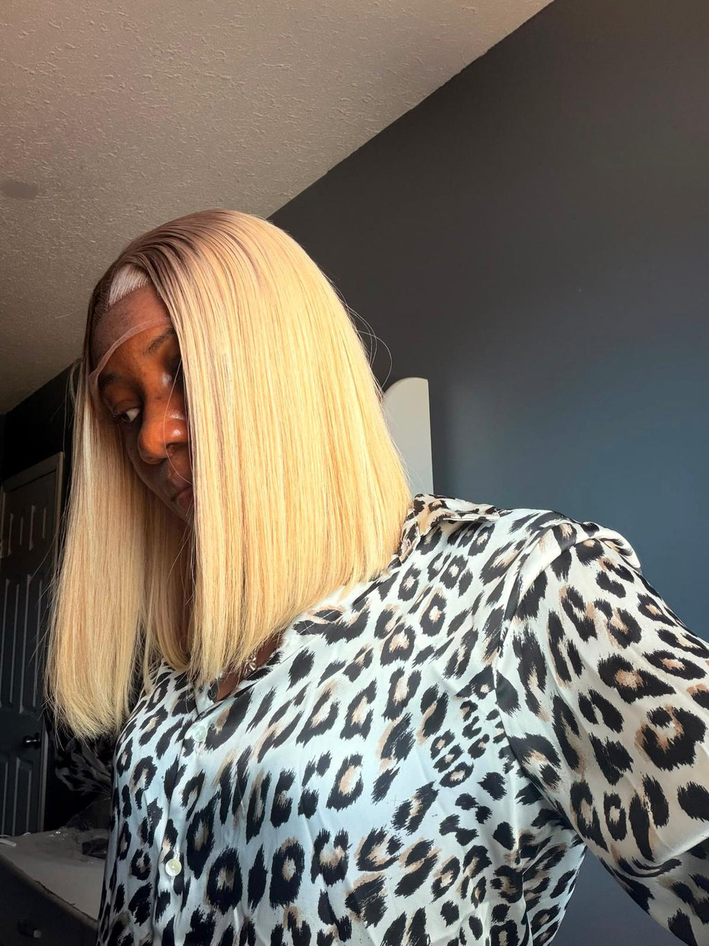 NOIR LUXE BONESTRAIGHT
